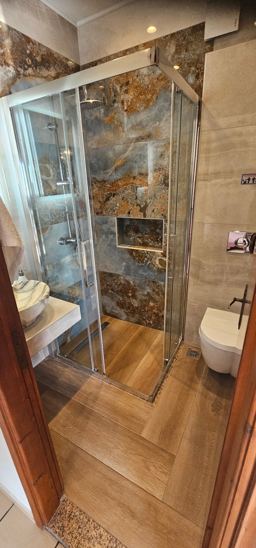 Full bathroom view