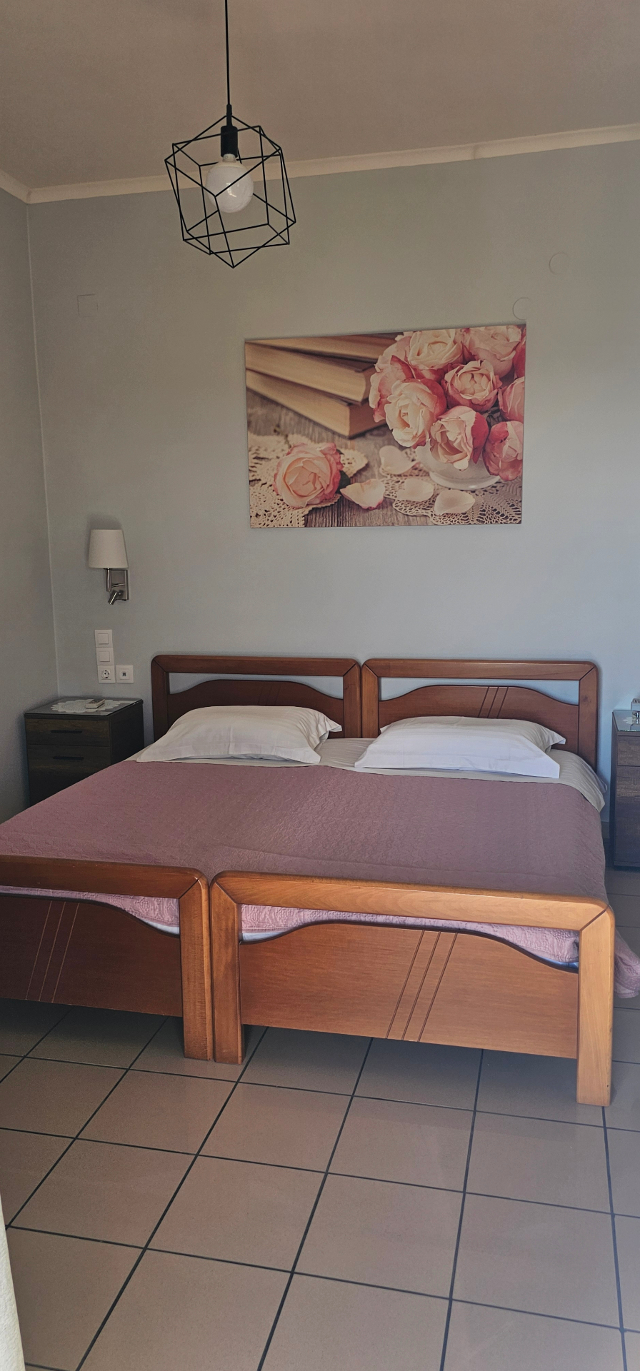 Comfortable double bed